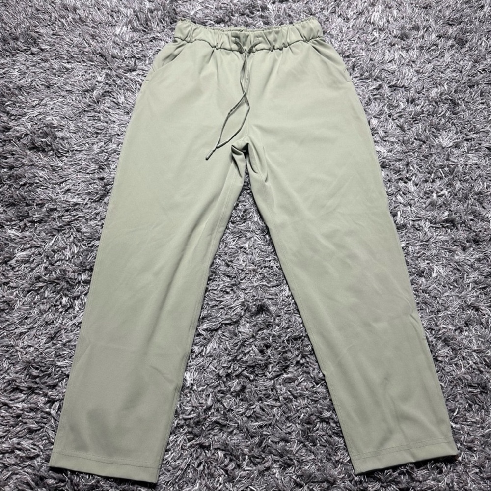 Lululemon *Luxtreme* Stretch High-Rise Pant 7/8 Length size 6